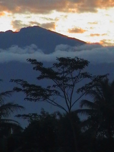 Merapi-mist.jpg