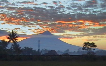 Merapi-morning.jpg