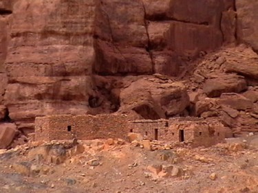 Old-houses-Al-Oula.jpg