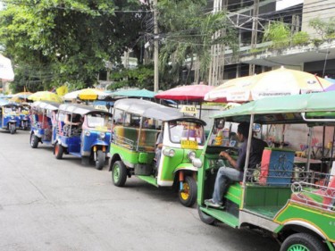 Bangkok-taxis.jpg