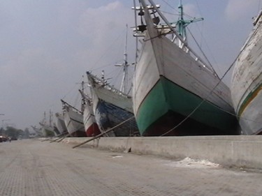 boats-Sund-Kelapa.jpg