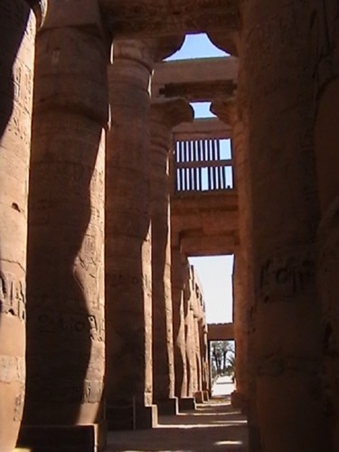 Karnak-hall.jpg