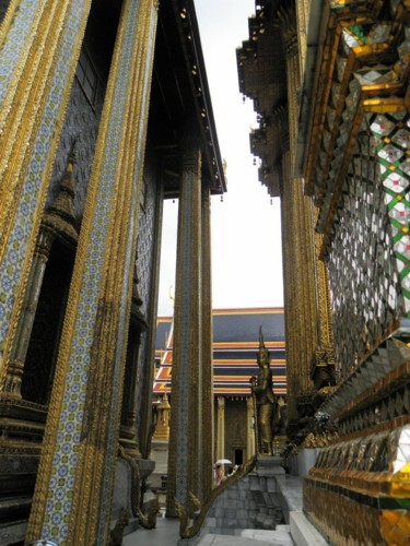 palace-detail-Bangkok.jpg