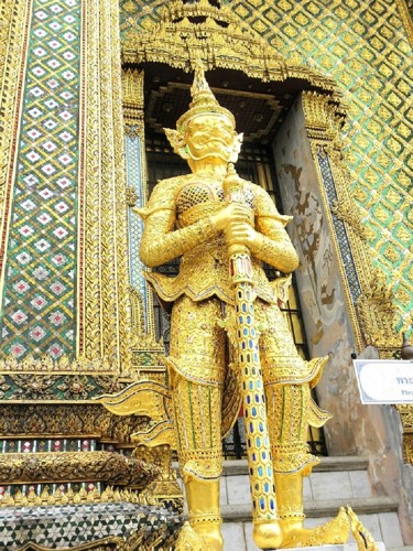 statue-Bangkok.jpg